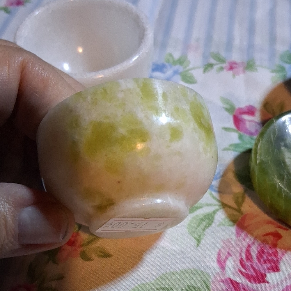 Set of Green and White Stone Bowls - Picture 3 of 6